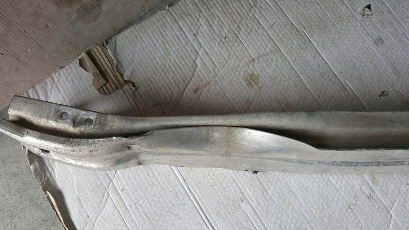 Belka zderzaka przedniego AUDI A4 (B8) A5 RS4 RS5 LIFT 8K0807113F demontaż