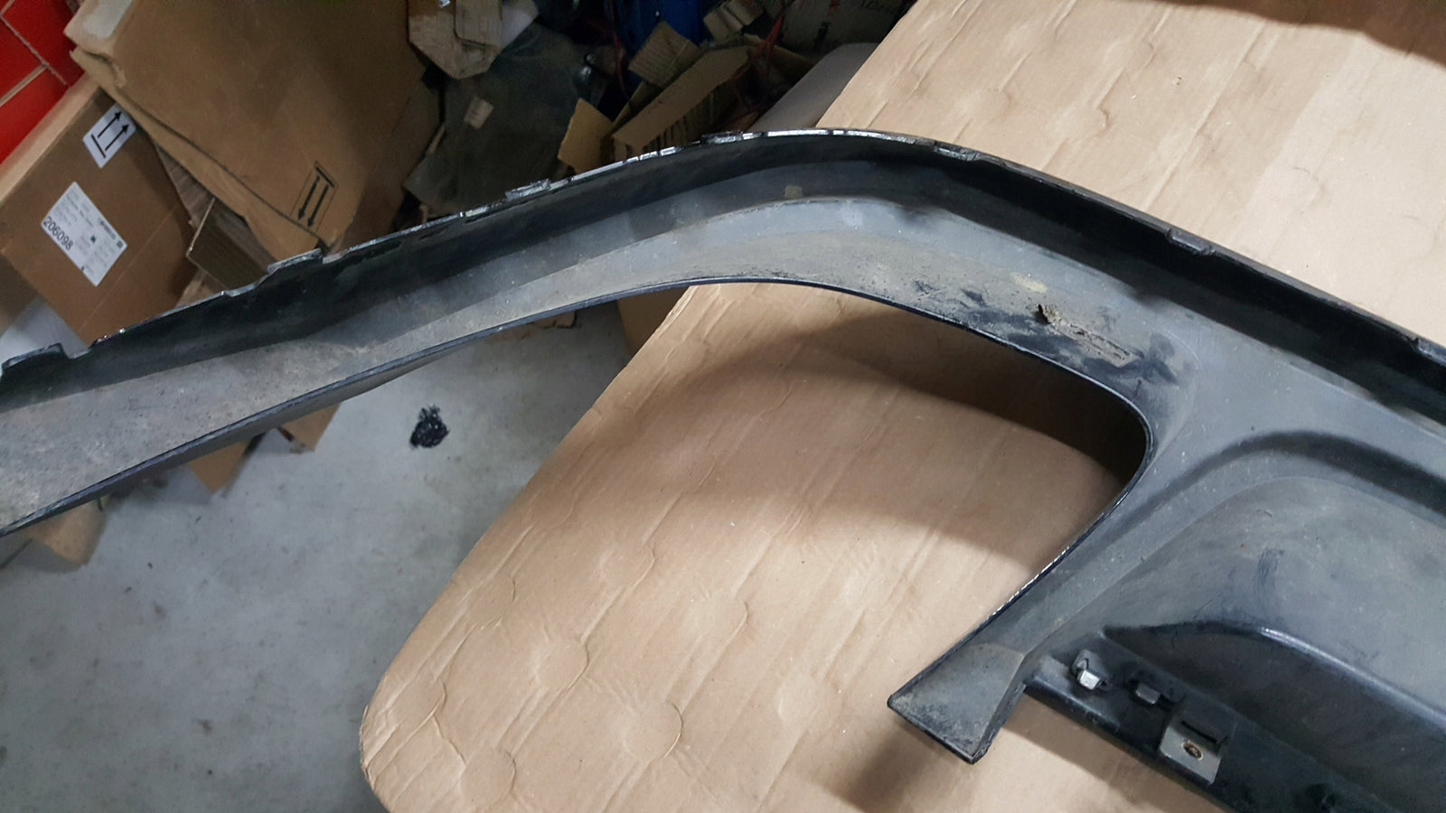 VW TOUAREG 7P6 R LINE SPOJLER DOKŁADKA ZDERZAKA 7p6807568K 7p6807568 tyl