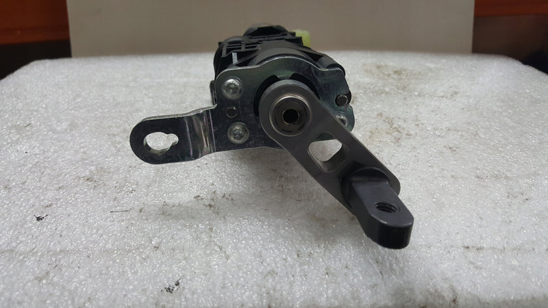 Mechanizm siłownik klapy bagażnika AUDI A6 (C8) kombi 4K9827851B