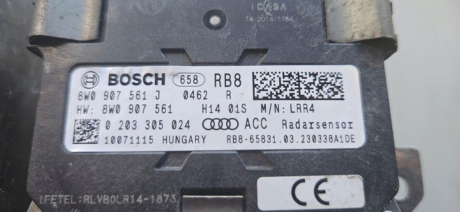 Radar ACC distronic AUDI A4 B9 8W0907561J 8W0907574 demontaż