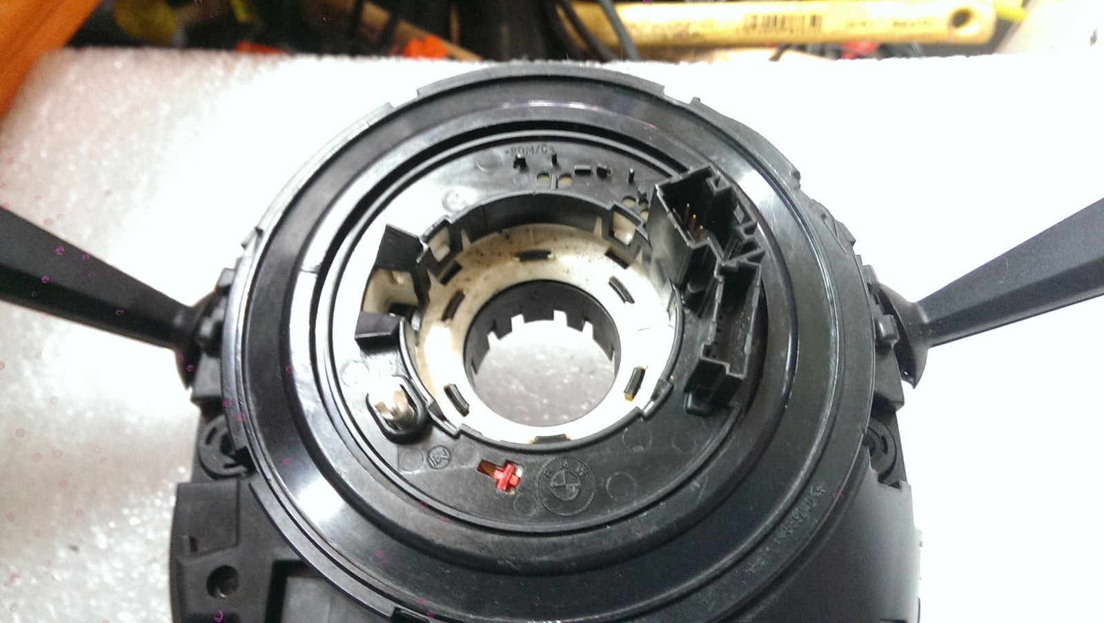 Przełącznik zespolony taśma BMW 6989556 demontaż