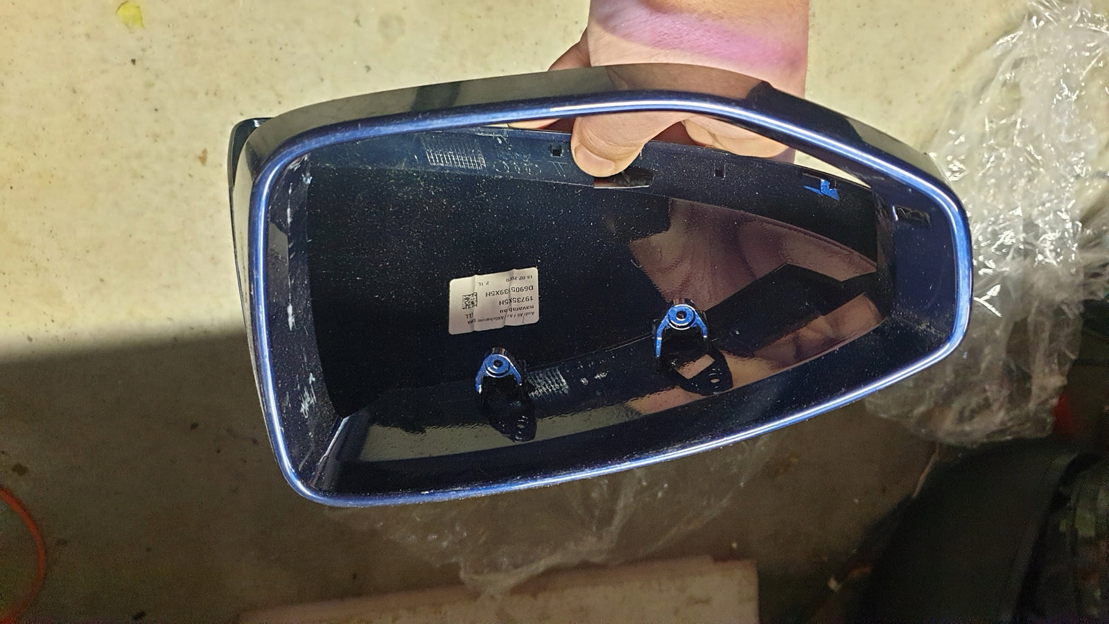 Lusterko zewnętrzne LE AUDI A8 4N1857527B 409J
