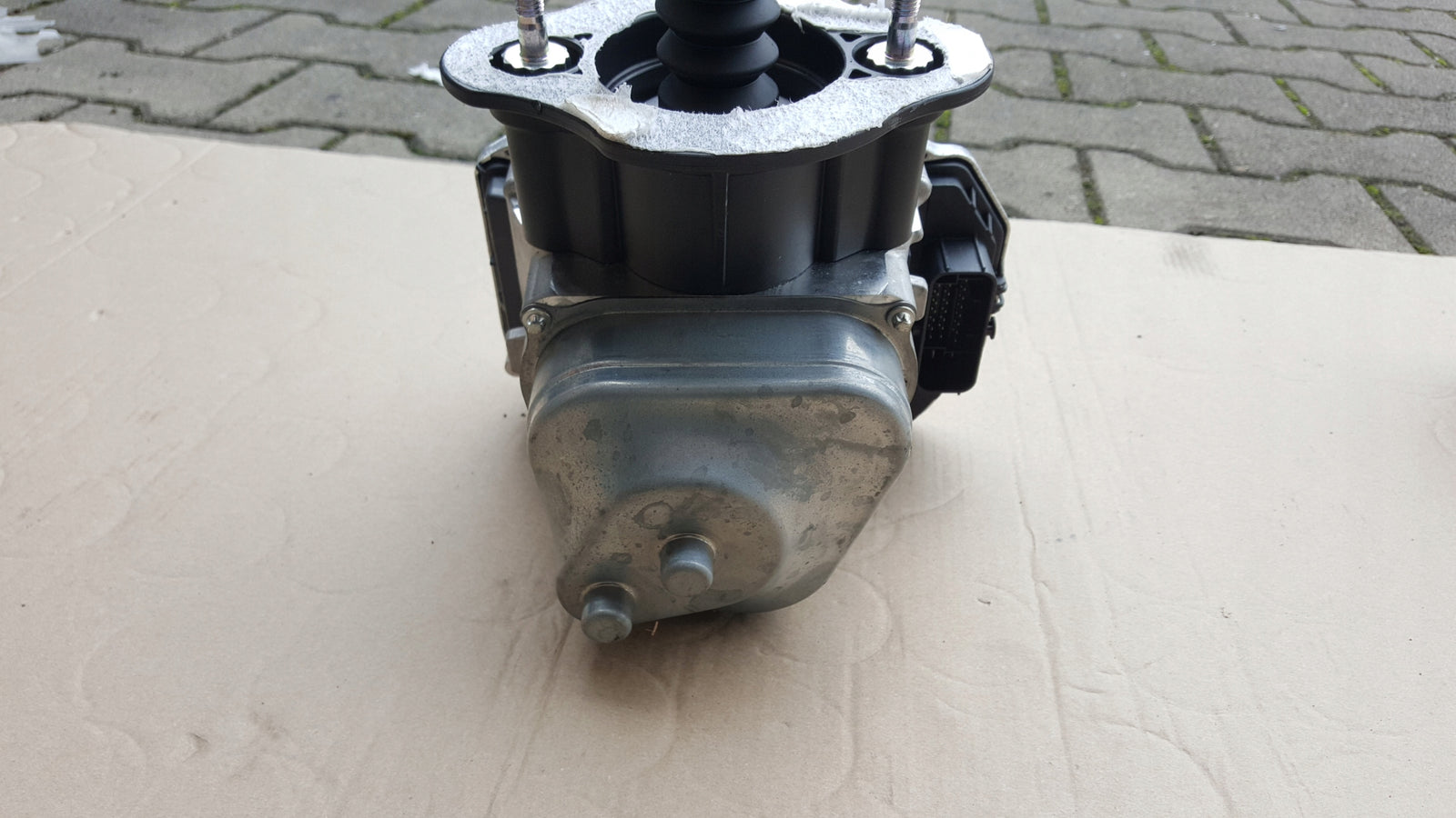 VW ID3 ID4 CUPRA BORN ENYAQ SERWO POMPA HAMULCOWA 1EB614105AJ