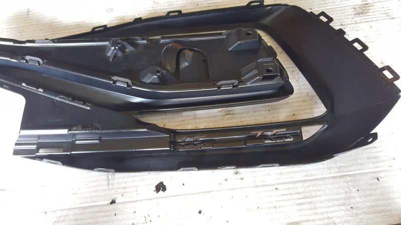 Kratka zderzaka PR przód VW PASSAT B8 3G0853794B