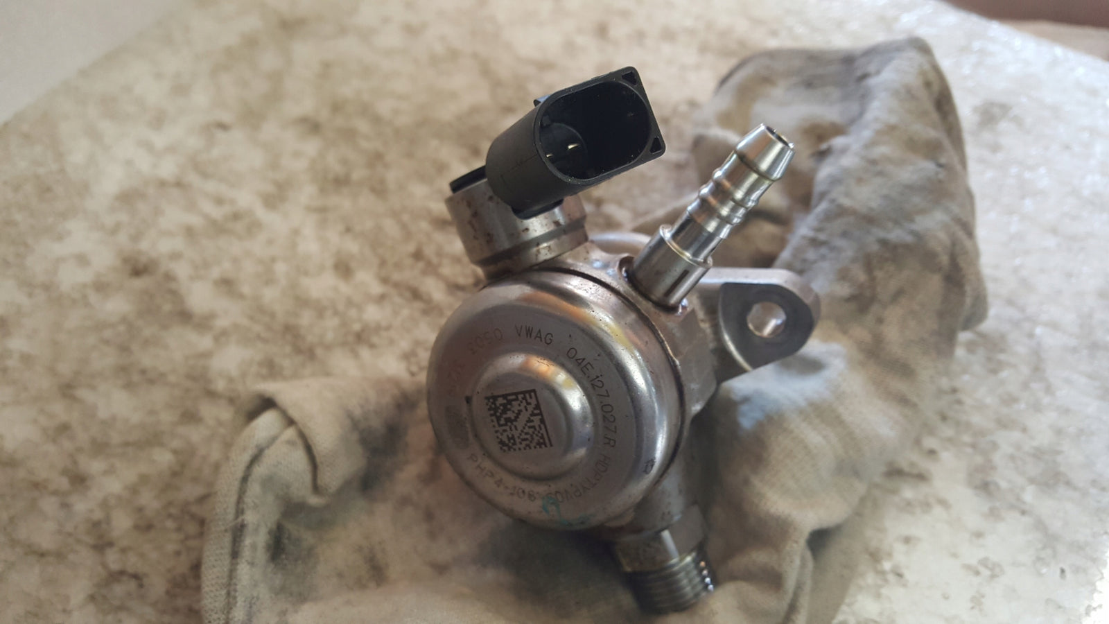 Pompa paliwa VW AUDI SKODA SEAT 1.0 TSI 04E127027R