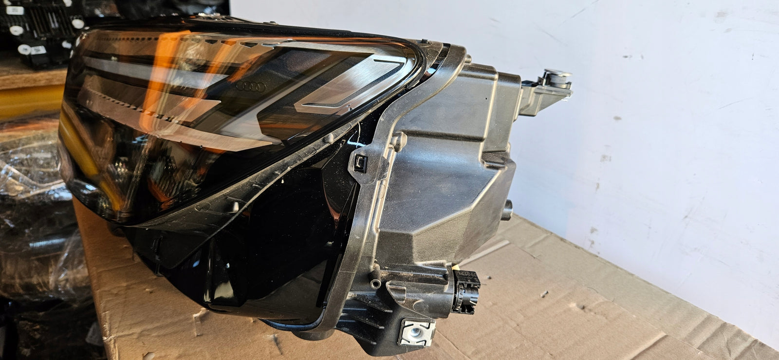 89A941035 IDEAŁ! Le kompletny Matrix laser AUDI Q4 E-TRON 2022r