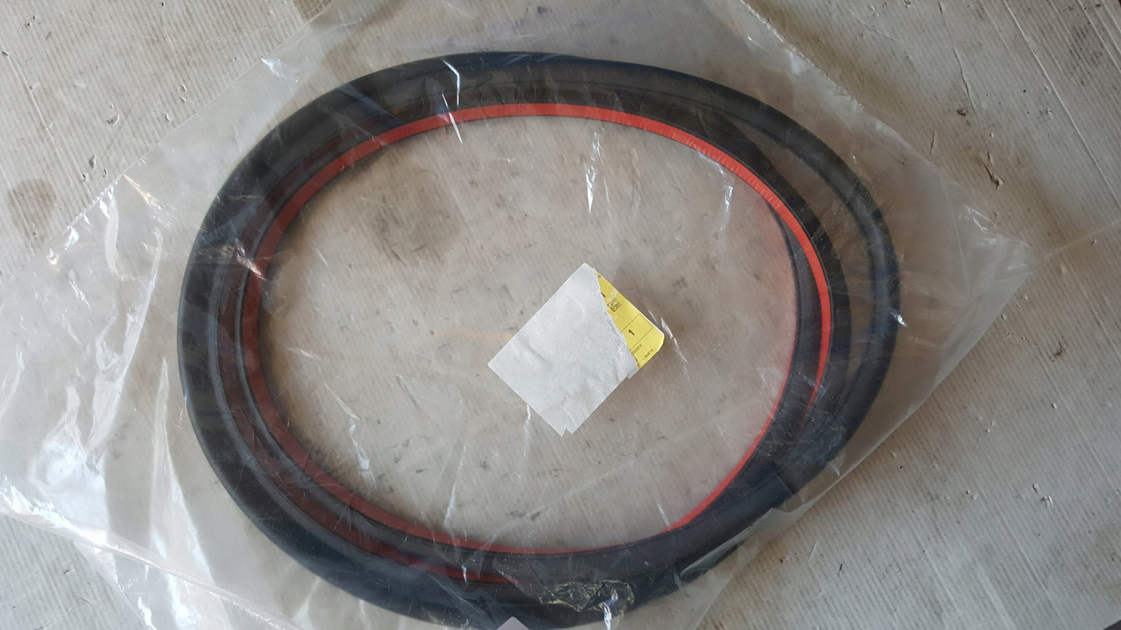 NOWA ORYGINALNA uszczelka drzwi lewy przód VW PASSAT B8 3G0837701C
