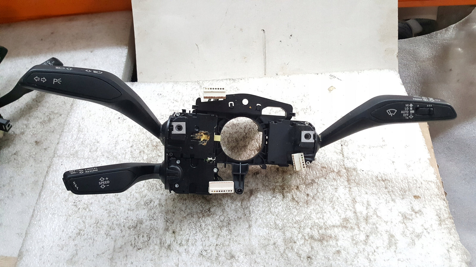 PRZEŁĄCZNIK ZESPOLONY TAŚMA MANETKI AUDI A3 8V 8V0953521HB 8V0953502AH