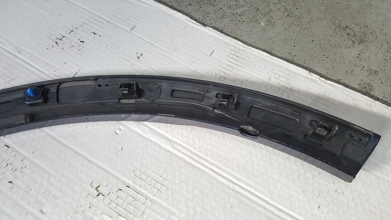 Listwa błotnika PR tył AUDI Q4 E-TRON 89A853818C