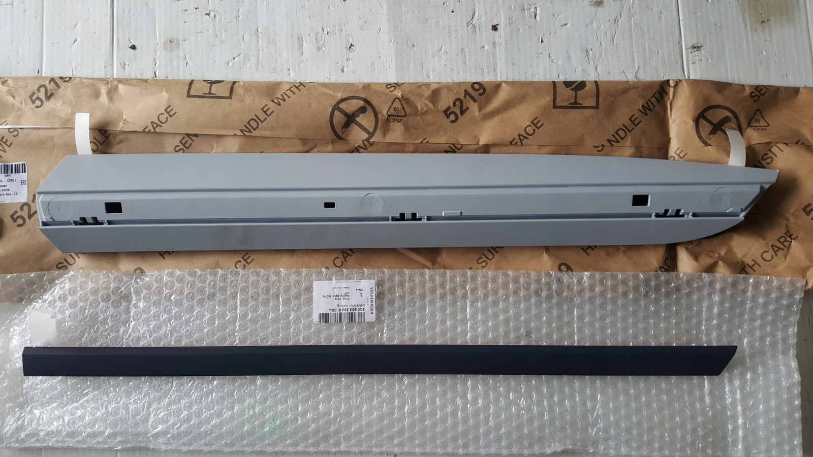 NOWA ORYGINALNA listwa drzwi lewy tył VW ARTEON 3G8854899 3G0853333B