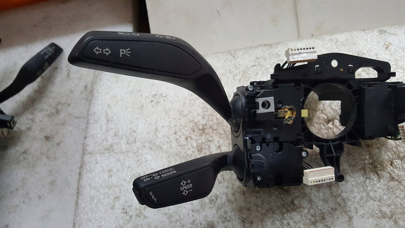 PRZEŁĄCZNIK ZESPOLONY TAŚMA MANETKI AUDI A3 8V 8V0953521HB 8V0953502AH