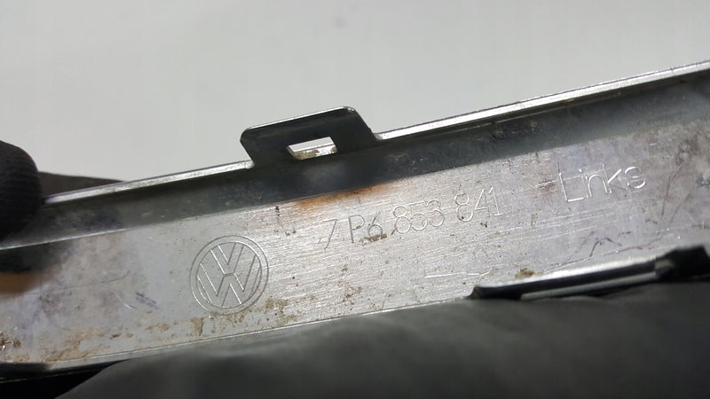 Listwa chrom zderzaka tylnego lewa strona VW TOUAREG 7P6853841 demontaż