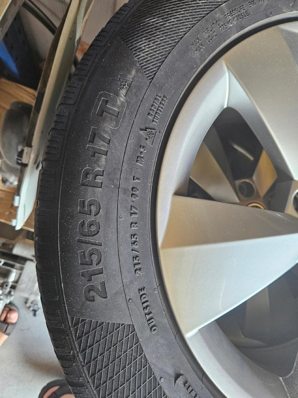 4x zima Skoda Kodiaq 565601025J 215/65/17 6,5mm3mm