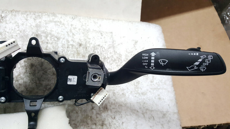 Przełączniki pod kierownicę AUDI A1 8X 8X0953521AE