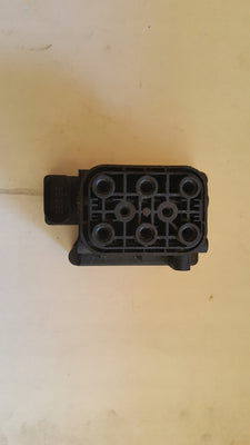 AUDI A8 D3 ROZDZIELACZ ZAWIESZENIA 15152400152