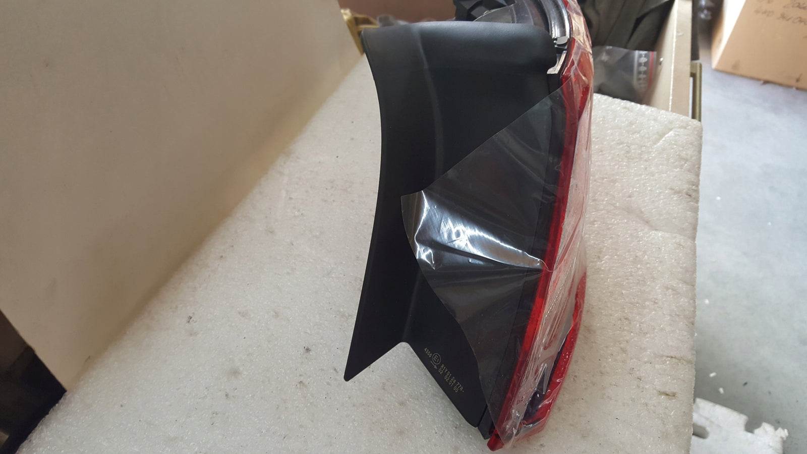 NOWA ORYGINALNA tylna prawa lampa LED Audi A3 LIFT 8V4945070