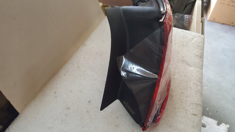 NOWA ORYGINALNA tylna prawa lampa LED Audi A3 LIFT 8V4945070