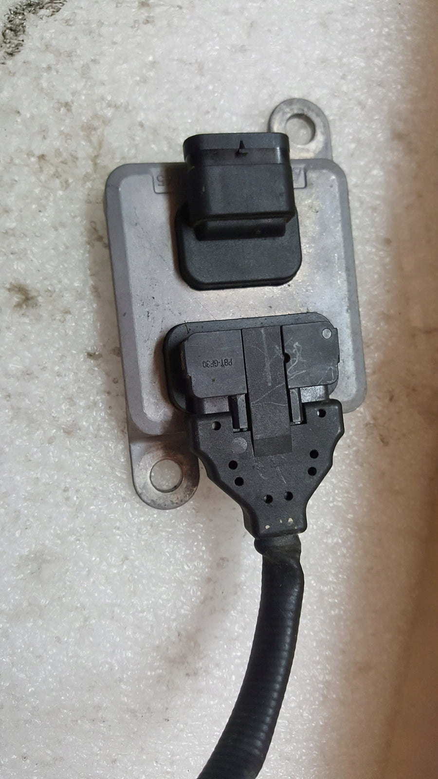 Sonda lambda czujnik NOX VW-- AUDI 059907807J demontaż