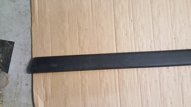 Listwa drzwi lewa BMW E36 Cabrio Coupe 51132253321