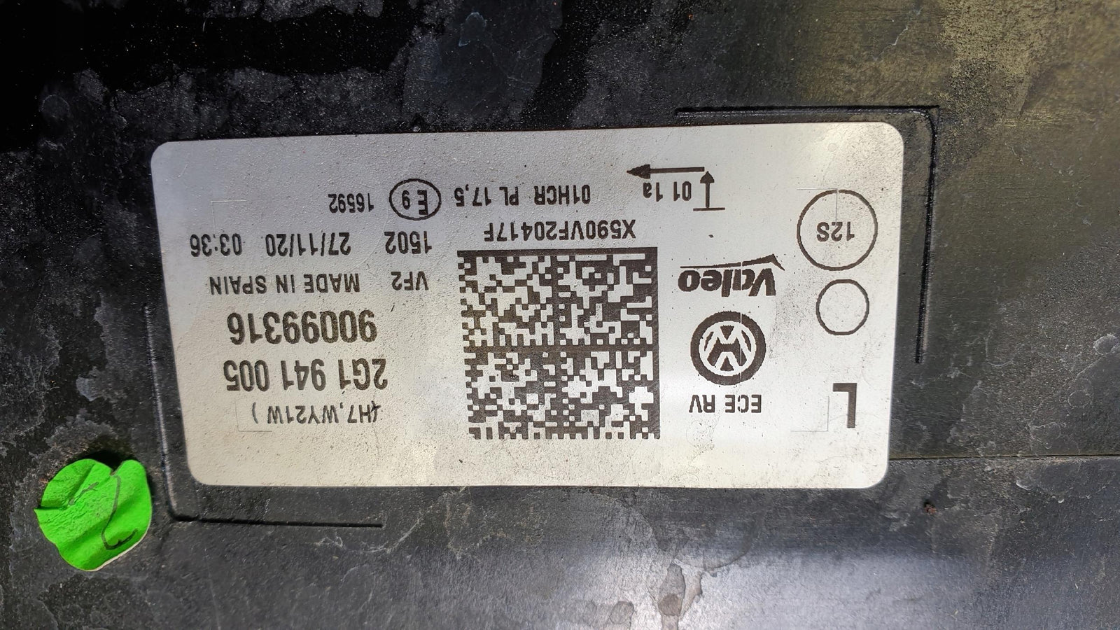 LE reflektor Vw POLO 2G1941005 2020r DEMONTAŻ