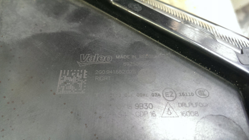 Prawy halogen LED DRL VW POLO 6 2G0941662 demontaż