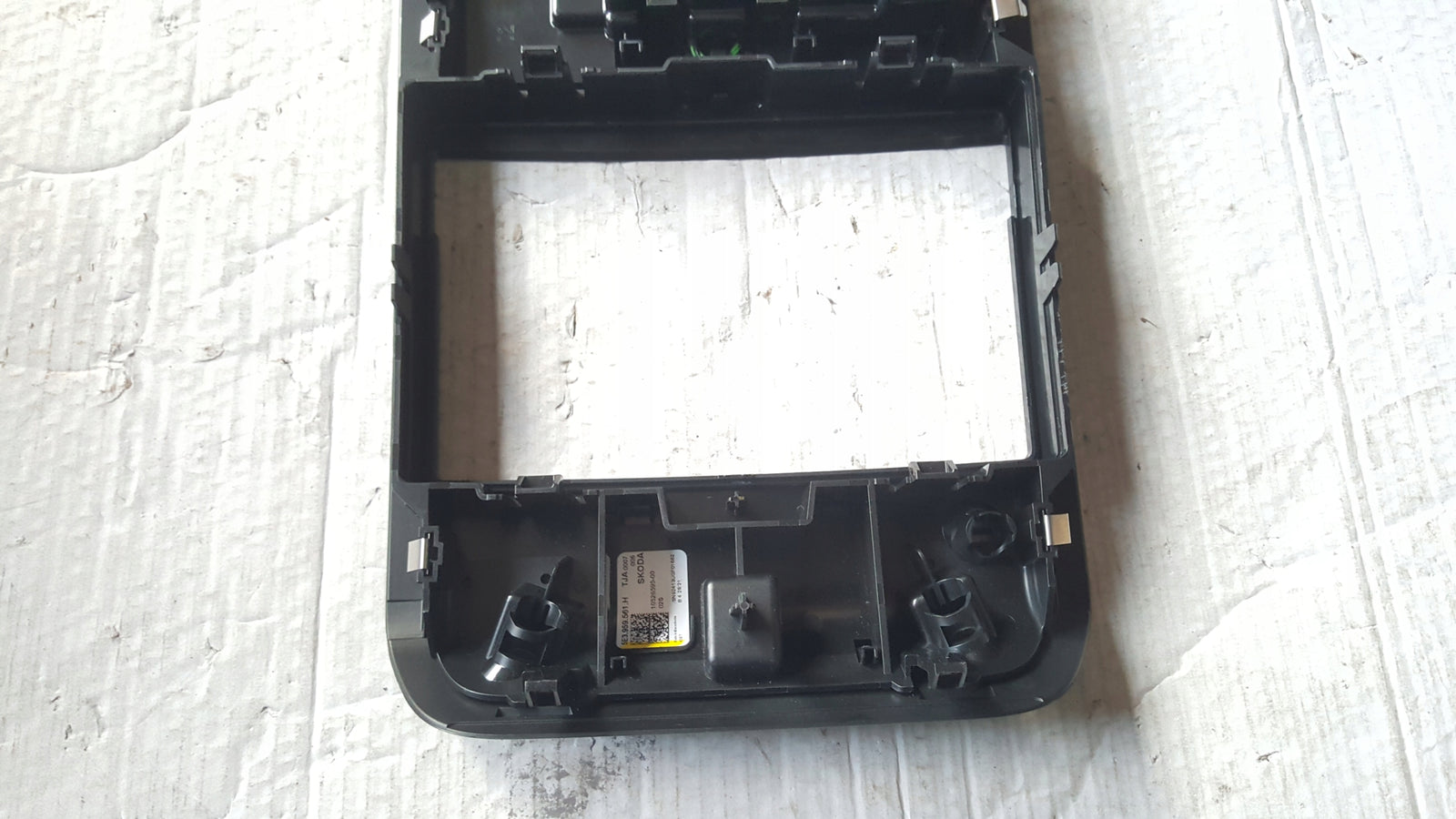 Lampka podsufitki kabinowa SKODA OCTAVIA IV 5E3959561H demontaż