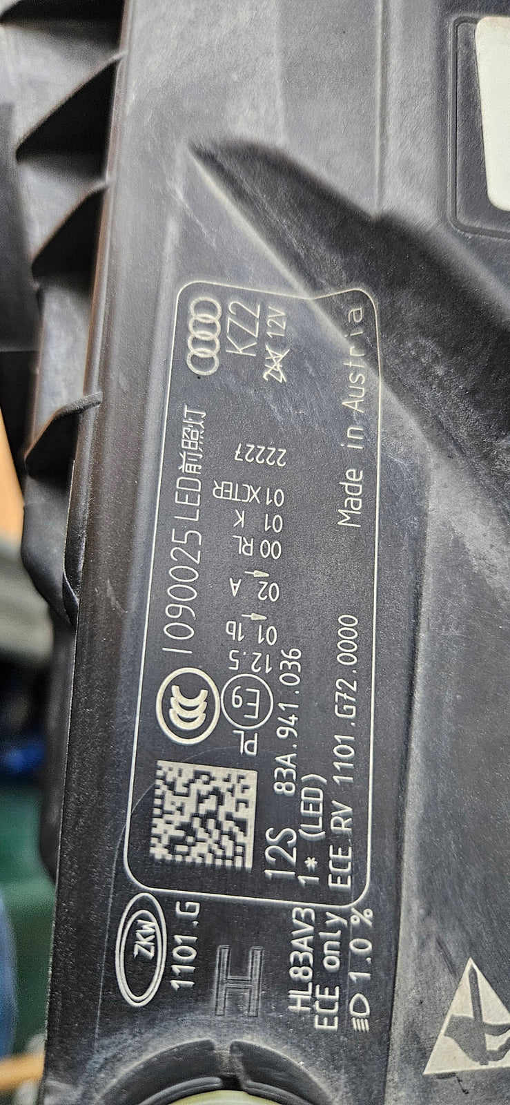 Przód Audi Q3 83A S-line maska zderzak wzm. Błotniki listwy lampy