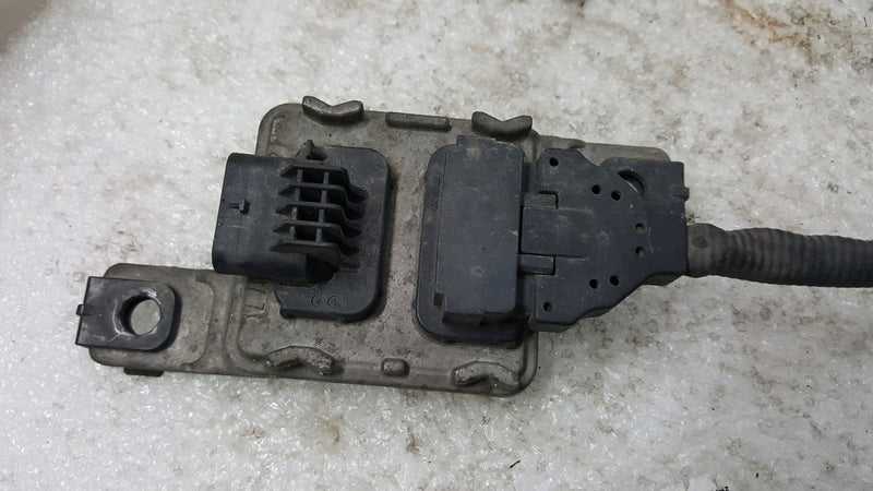 Sonda lambda czujnik NOX VW AUDI 04L907805AJ demontaż