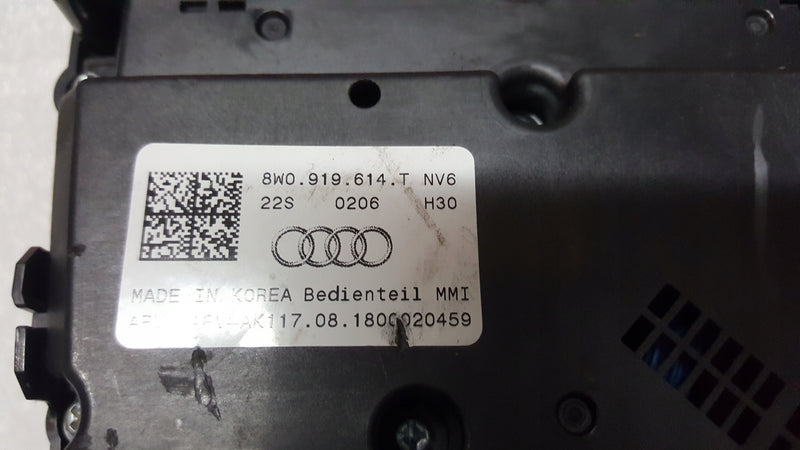 Kontroler panel MMI AUDI A4 B9 A5 RS4 RS5 e-tron GT 8W0919614T demontaż