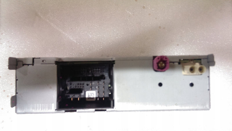 76a3b8e5b1945a45105536f8b437d846