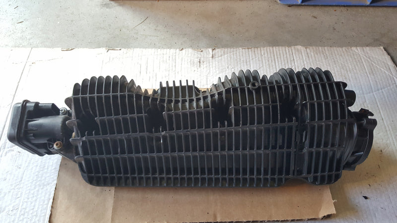 Kolektor ssący lewy 4.0 TDI VW TOUAREG AUDI A8 Q7 Q8 057129711BF demontaż