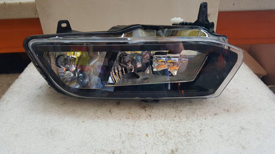 Reflektor przeciwmgłowy HELLA 6C0941661G 1NA 011 987-111