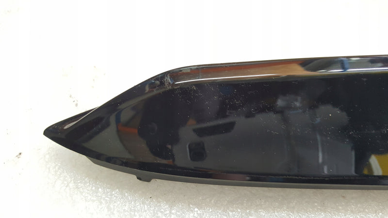 Prawa listwa spoiler klapy AUDI Q3 83F854872