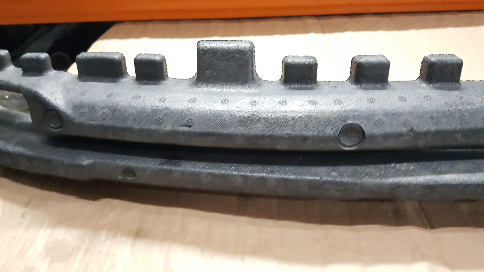 AUDI A4 B9 8W ABSORBER 8W0807550AA
