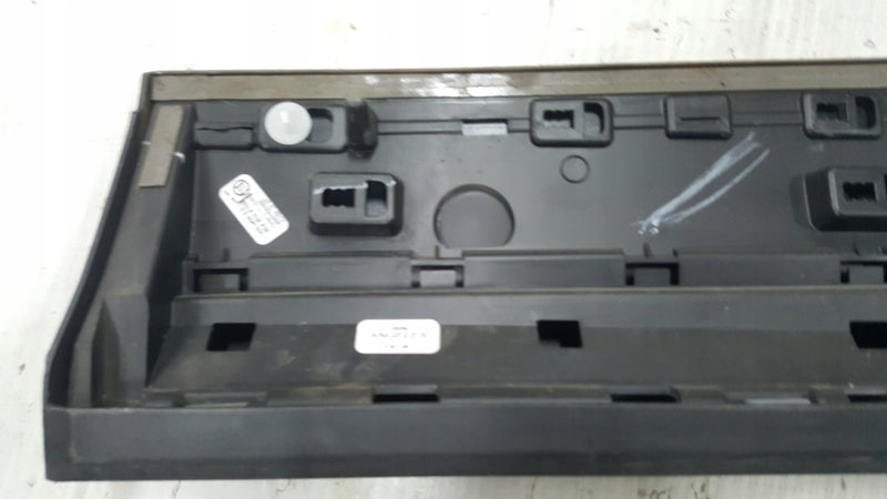 Listwa drzwi prawy tył AUDI Q5 S-LINE 80A853970B demontaż