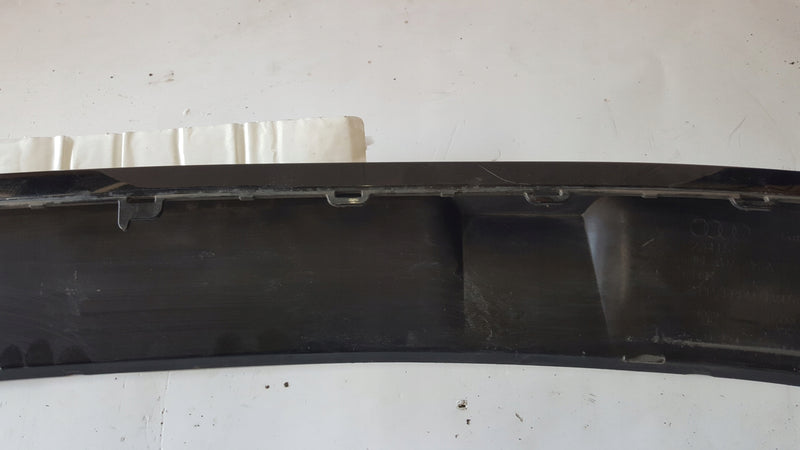Dokładka spoiler zderzaka przedniego AUDI E-TRON 4KE807733A demontaż