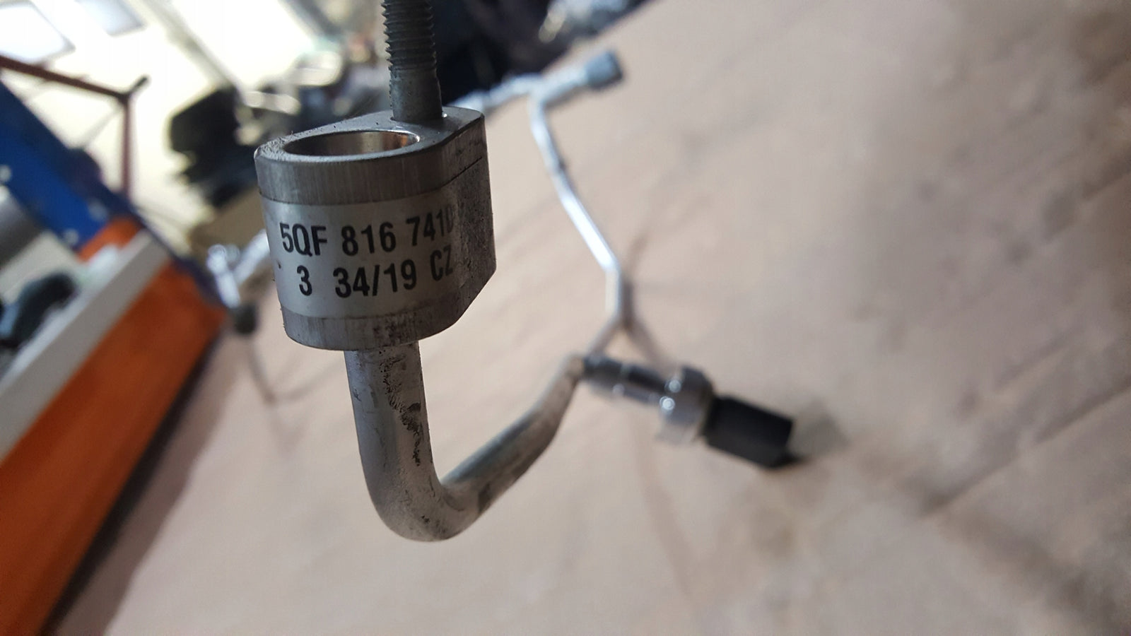 VW TIGUAN II LIFT PRZEWÓD KLIMATYZACJI 5QF816741D