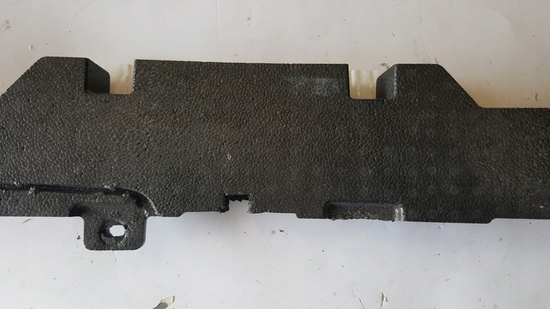 Absorber pianka zderzaka przedniego AUDI e-tron GT 4J3807549B demontaż