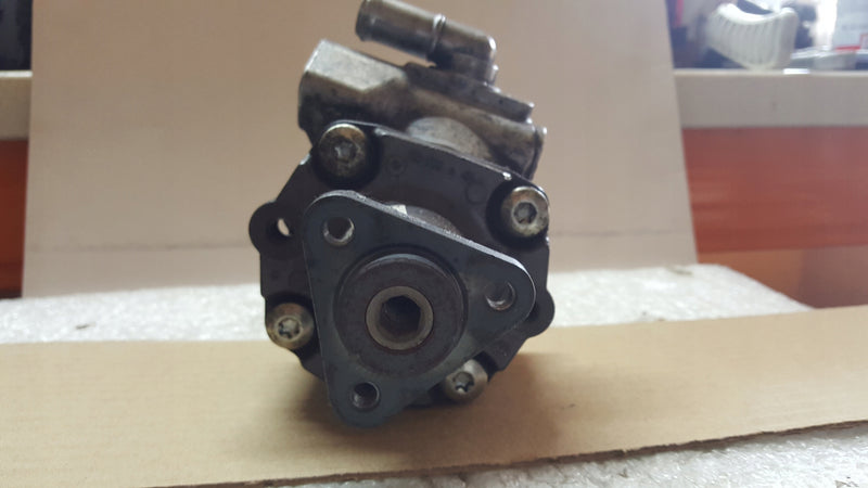 Pompa wspomagania AUDI A4 B8 A5 8K0145156J demonta
