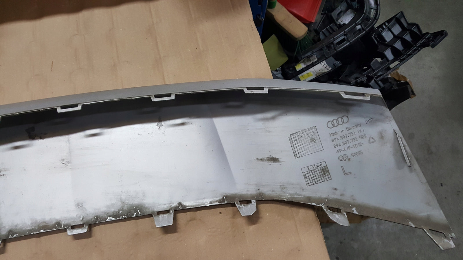 SPOILER ZDERZAKA TYLNEGO TYŁ AUDI Q4 ETRON E-TRON 21-25 89A807733