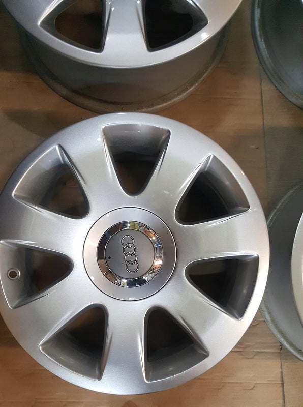 Felgi aluminiowe Audi VW Skoda Seat 7Jx16'' 5x112 ET42 8H0601025E