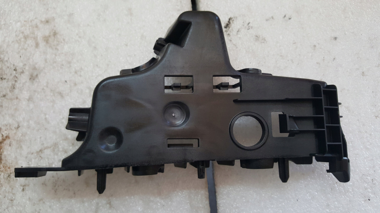 NOWY ORYGINALNY ślizg zderzaka przedniego prawa strona AUDI A3 8Y0807184