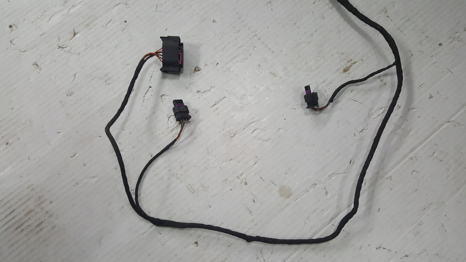 Wiązka czujników PDC zderzaka tylnego AUDI A3 8V0971104B demontaż