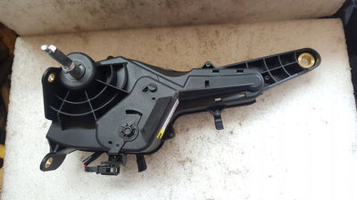 A5 CABRIO SILNICZEK ROLETY DACHU LEWY 8F0825175B