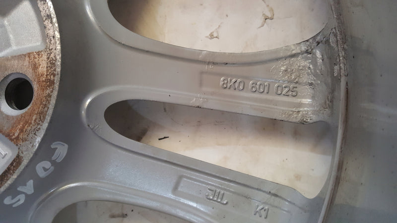 Felga aluminiowa Audi OE 8K0601025 7.5