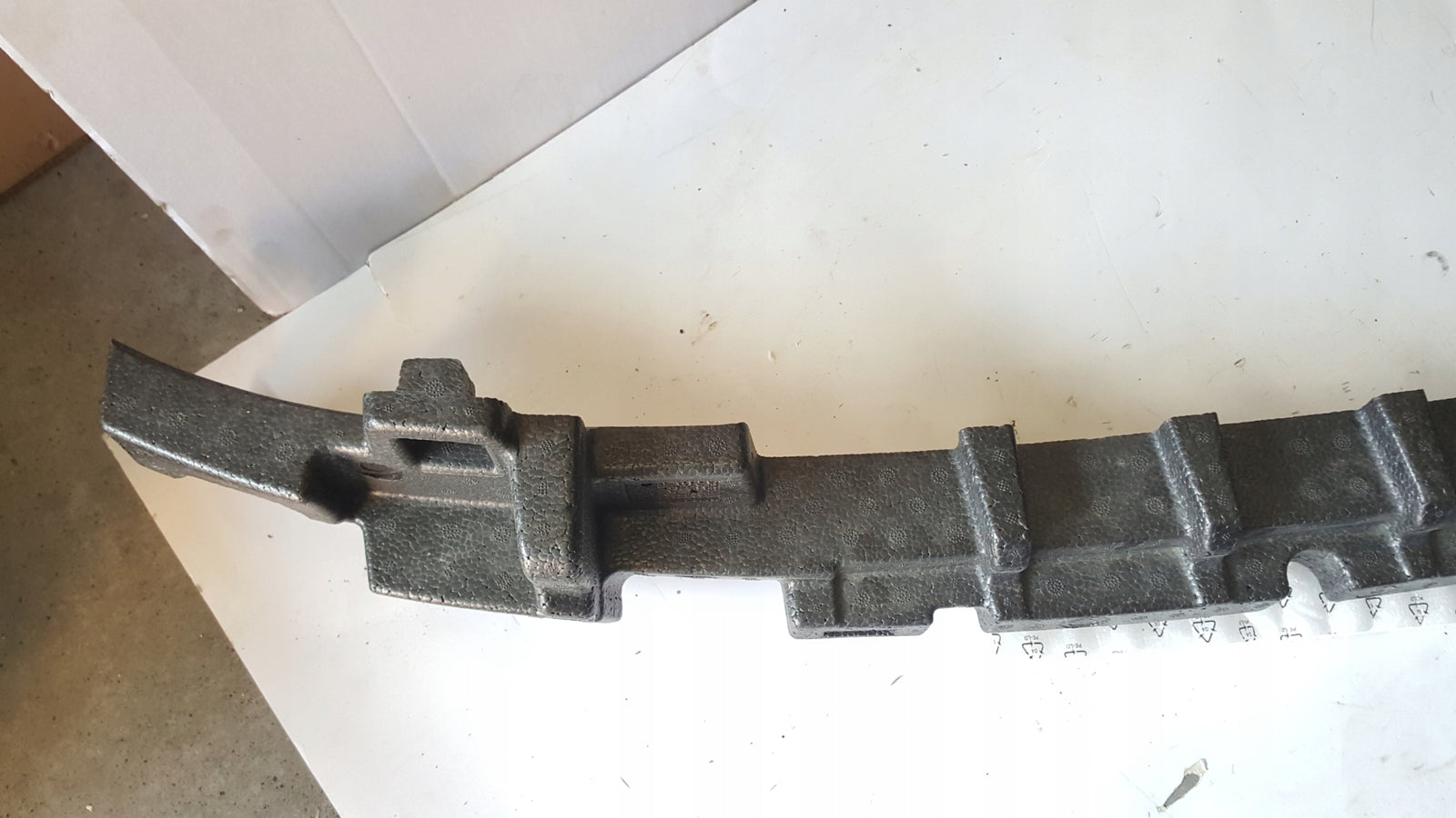 Absorber pianka zderzaka przedniego SEAT LEON 5FA807248C demontaż