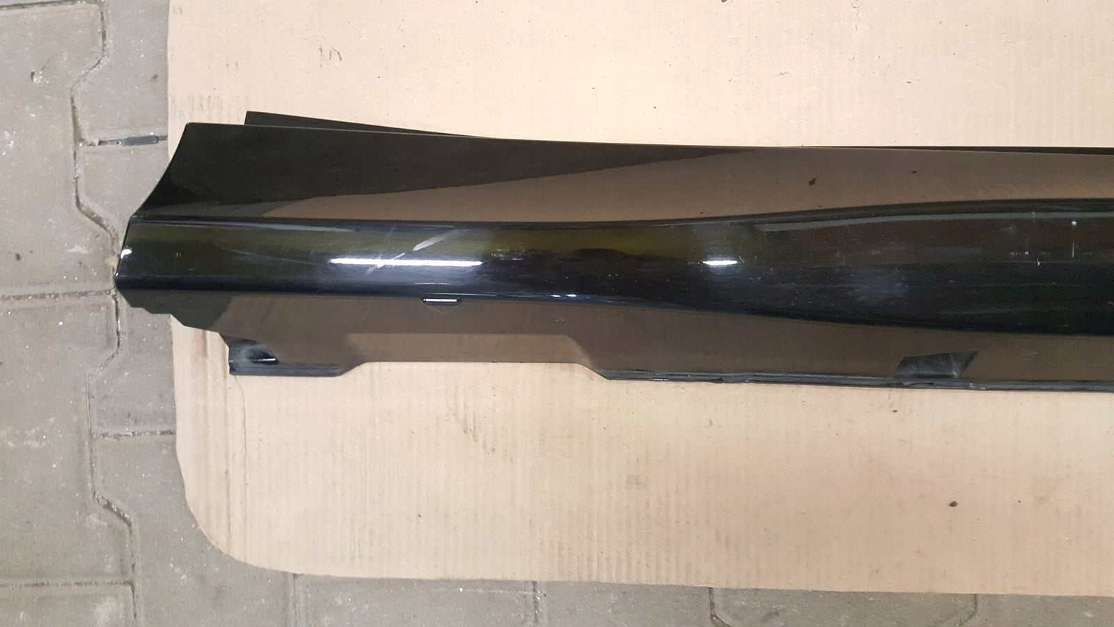 PRÓG LISTWA PROGOWA VW VOLKSWAGEN ID7 ID.7 14A853856A 2023 ->PRAWA