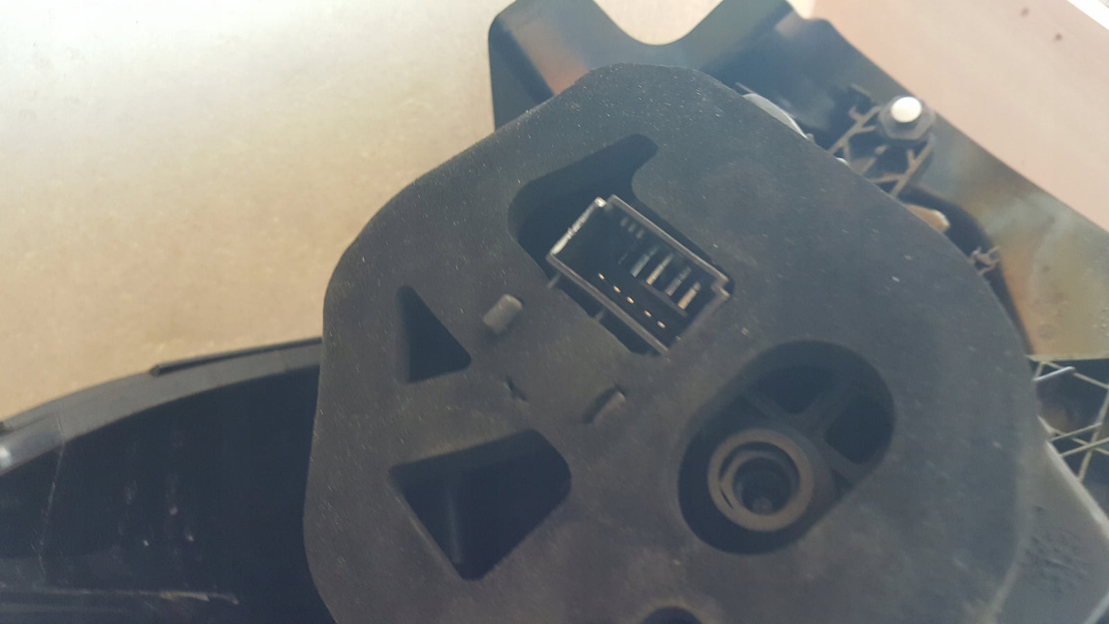 Lampa tylna PR LED VW POLO 6 2G0945096B demontaż