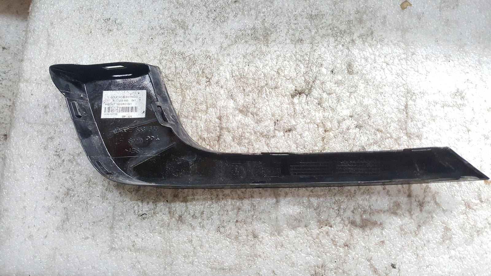 KRATKA LISTWA ZDERZAKA PRZÓD LEWA VW GOLF VII GTE 12- 5GE853665