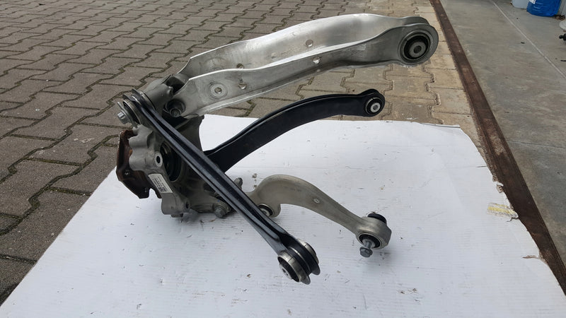 Zwrotnica lewy tył AUDI Q5 80A505435J DEMONTAŻ